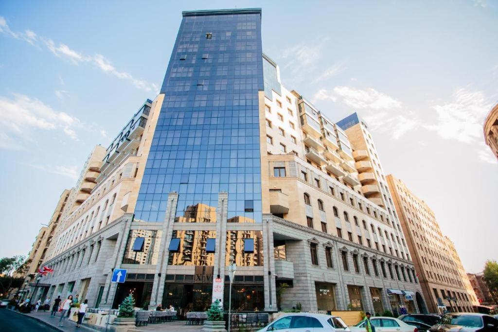 D&H Group Apartamento Erevan Exterior foto