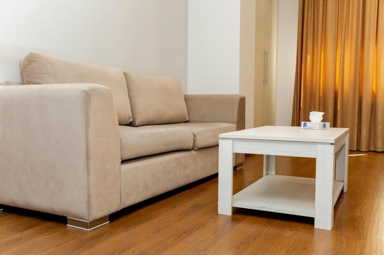 D&H Group Apartamento Erevan Exterior foto