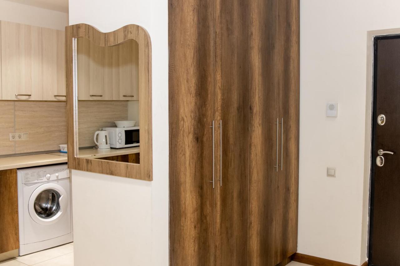 D&H Group Apartamento Erevan Exterior foto